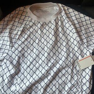 Sports Illustrated Short Sleeve Shirt - size L